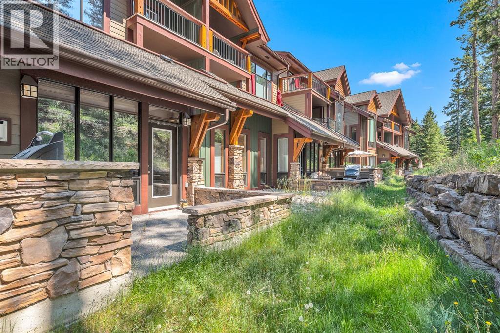 Photo 10 of 612 107 Armstrong Place, Canmore AB