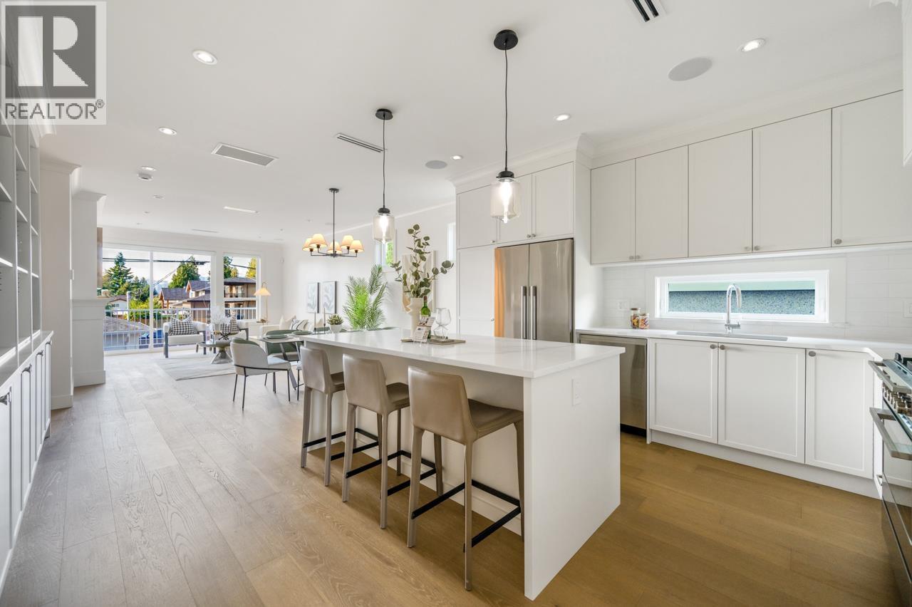 Photo 5 of 7379 Sw Imperial Street, Burnaby BC