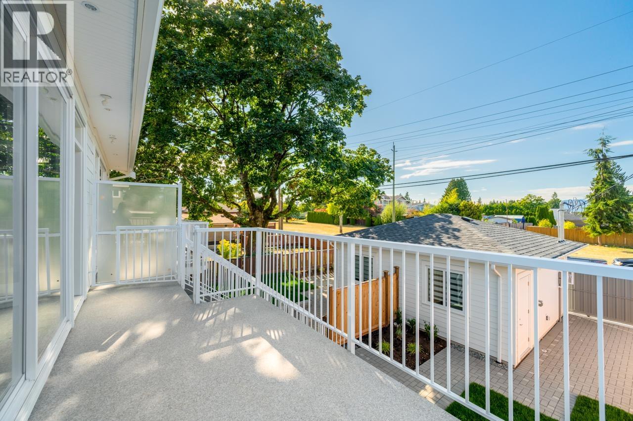 Photo 15 of 7379 Sw Imperial Street, Burnaby BC
