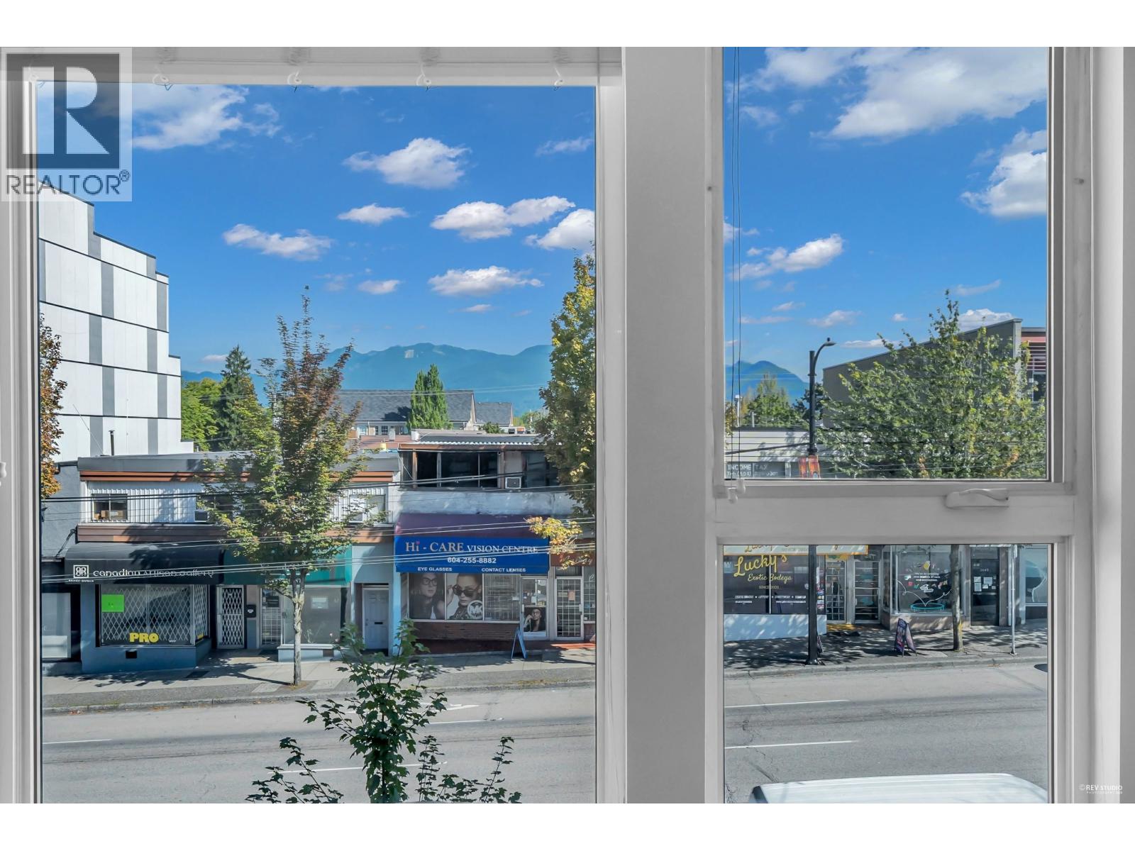 Photo 6 of 309 2636 E Hastings Street, Vancouver BC