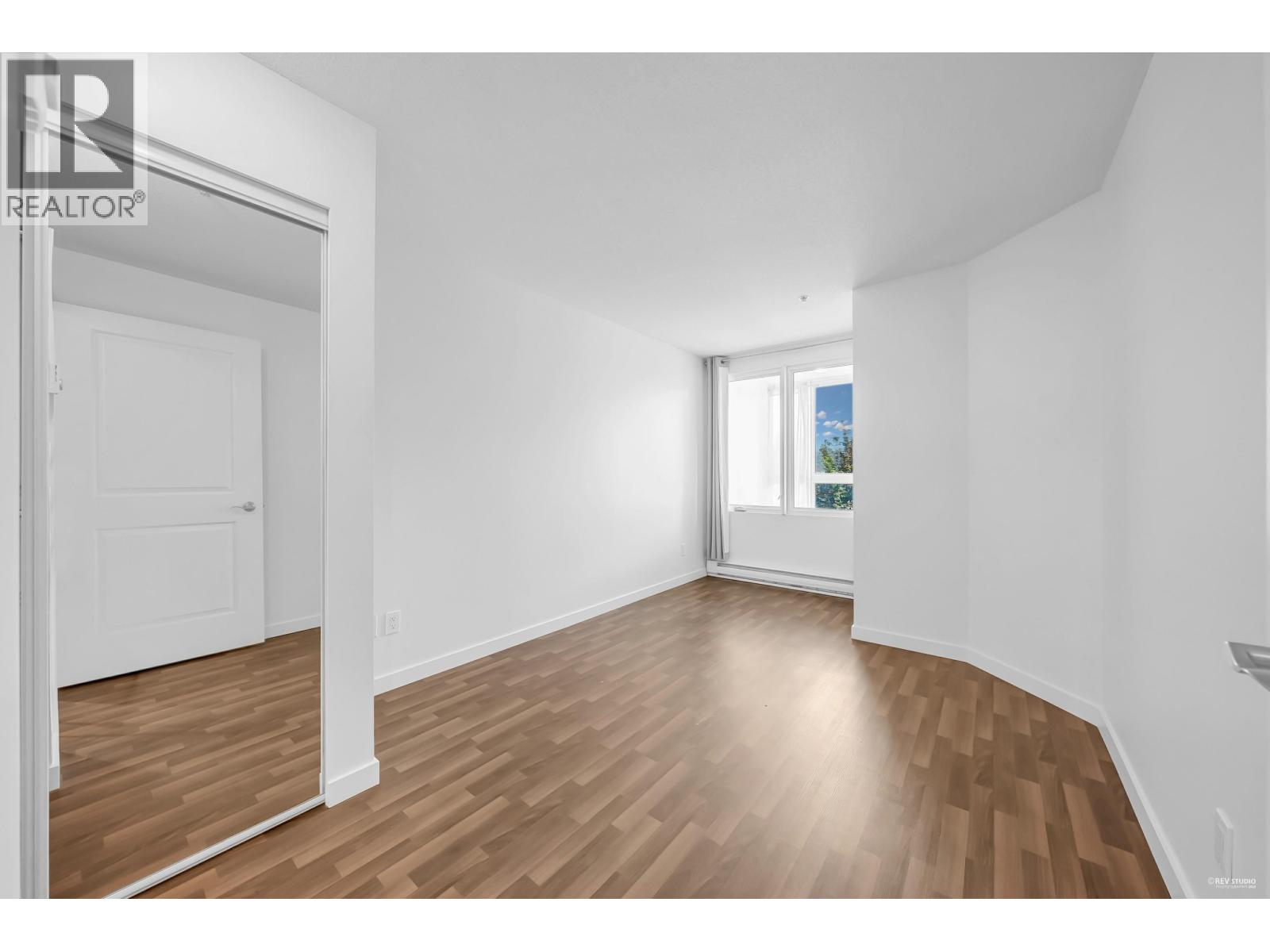 Photo 8 of 309 2636 E Hastings Street, Vancouver BC