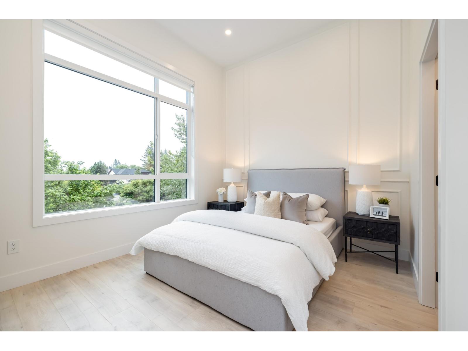 Photo 11 of 4538 208 Street, Langley BC