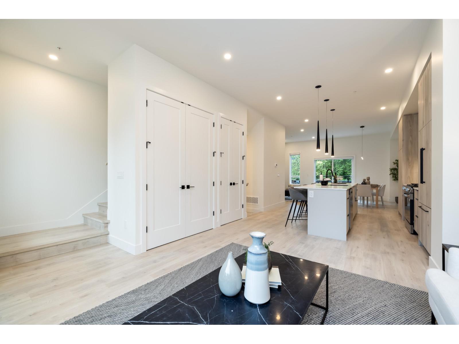Photo 4 of 4538 208 Street, Langley BC