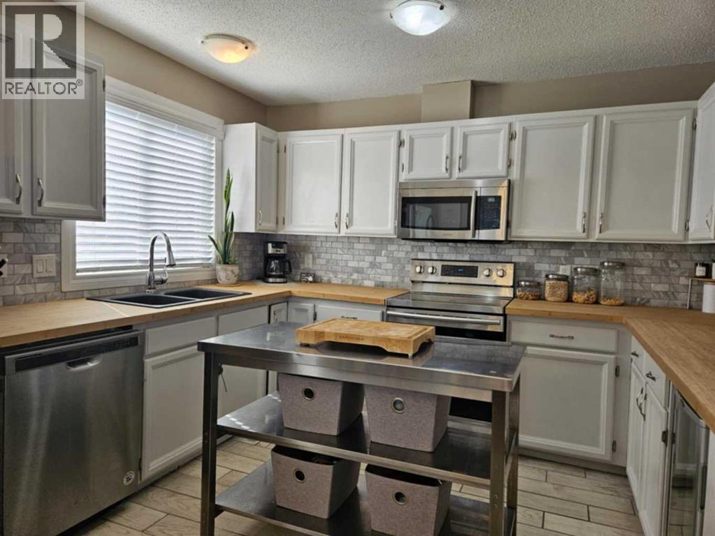 Photo 25 of 131 Wolverine Drive, Fort Mcmurray AB