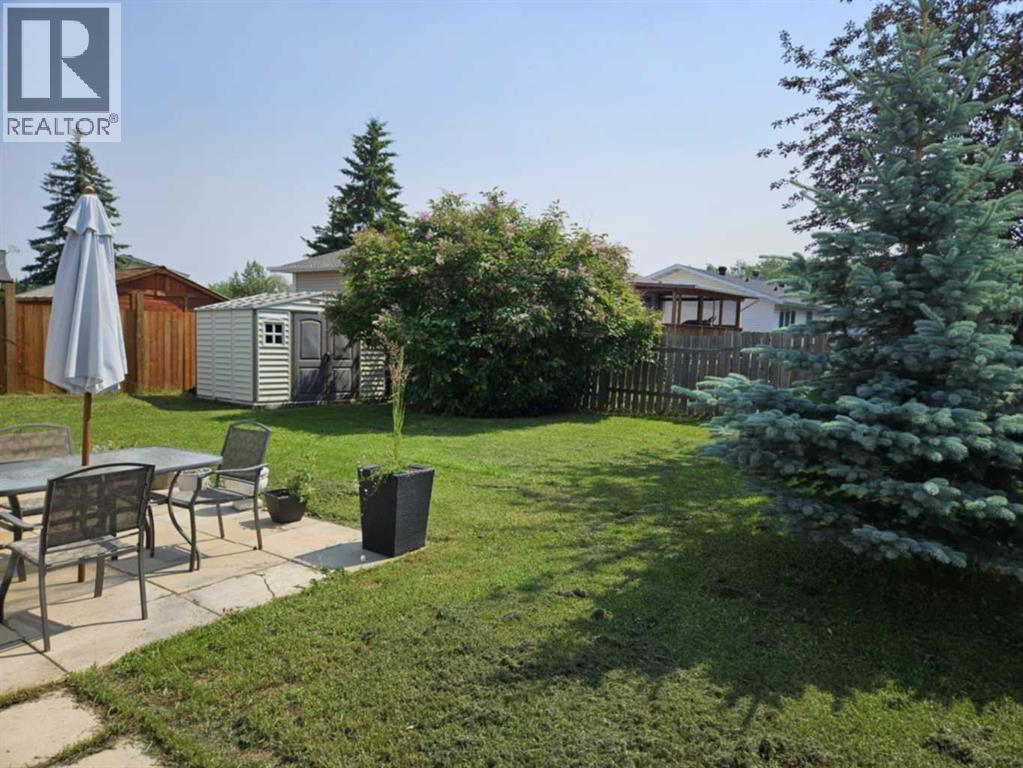 Photo 2 of 131 Wolverine Drive, Fort Mcmurray AB