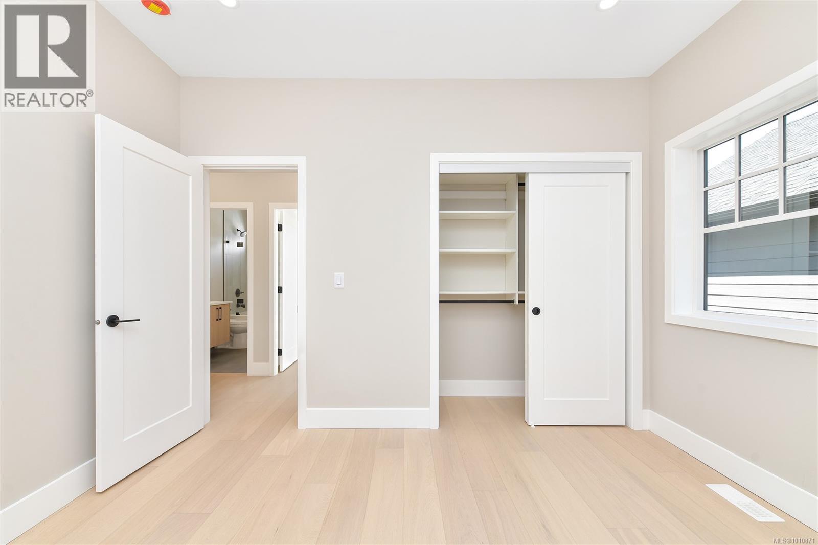 6983 Hagan Rd, Central Saanich