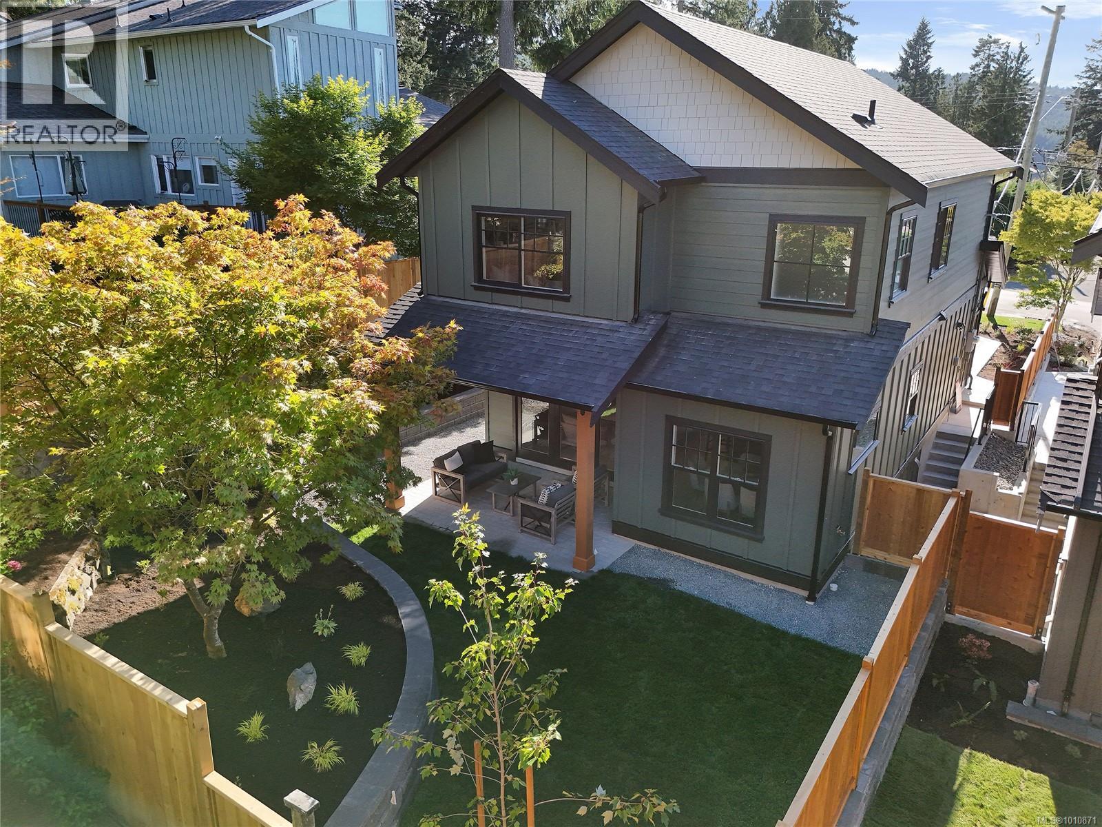 6983 Hagan Rd, Central Saanich