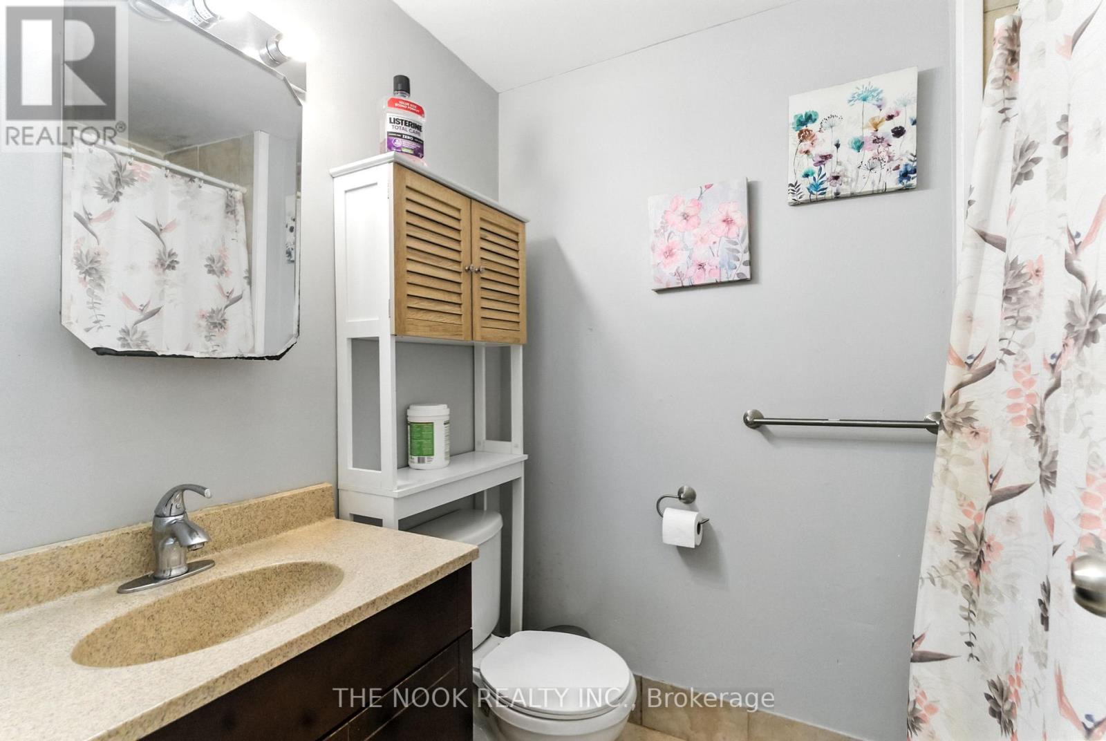 Photo 5 of 308 Chaleur Avenue, Oshawa ON