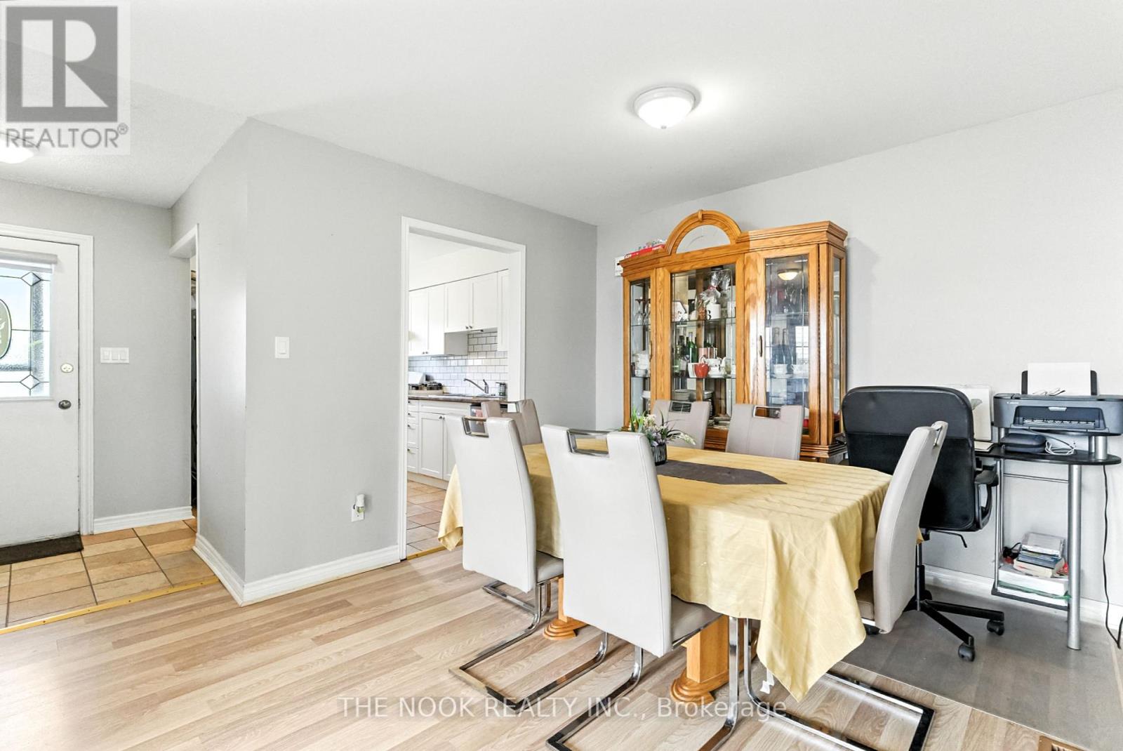 Photo 13 of 308 Chaleur Avenue, Oshawa ON