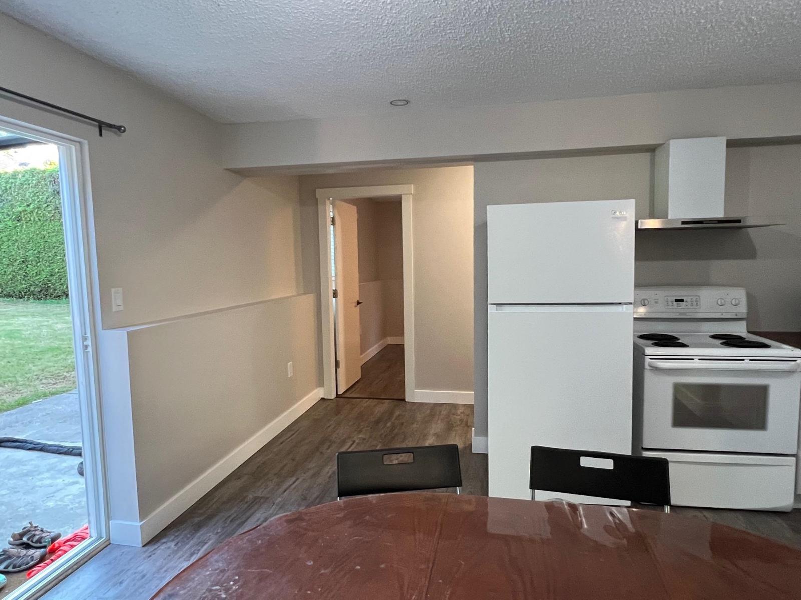 Photo 5 of 15 Xxx Poplar Drive, Surrey BC