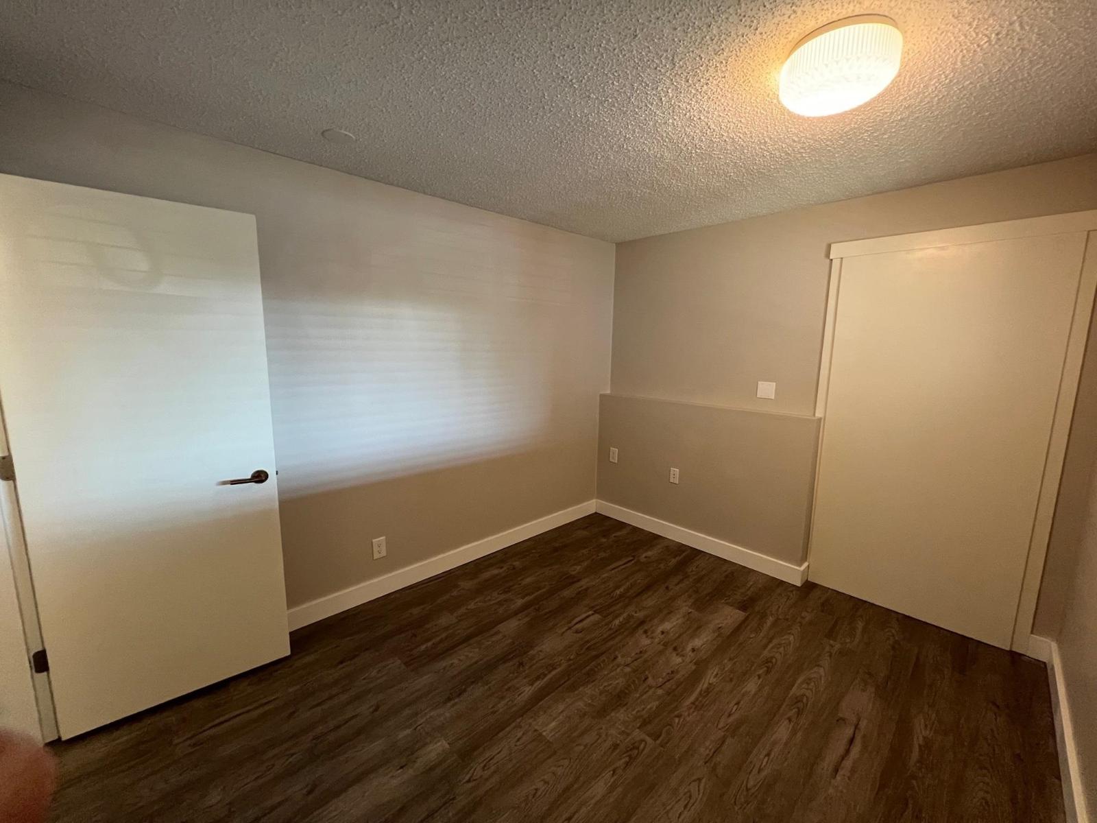 Photo 7 of 15 Xxx Poplar Drive, Surrey BC