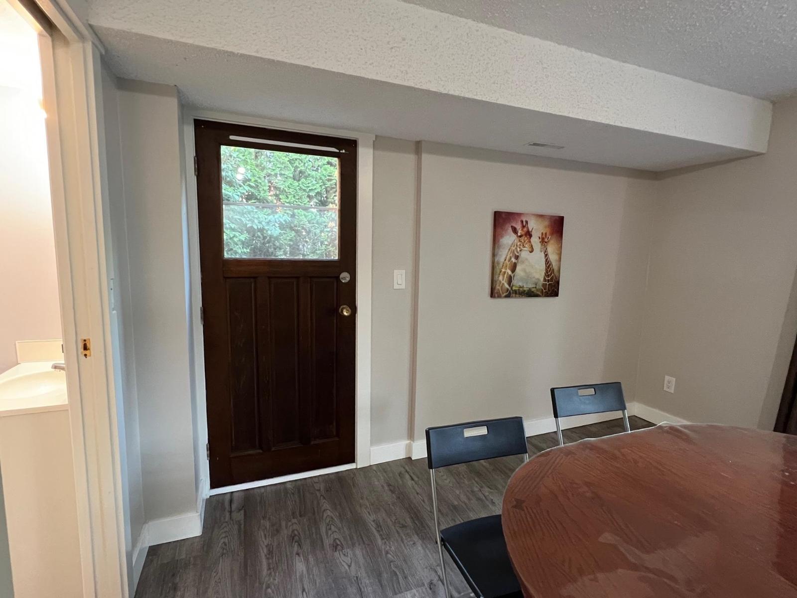 Photo 10 of 15 Xxx Poplar Drive, Surrey BC