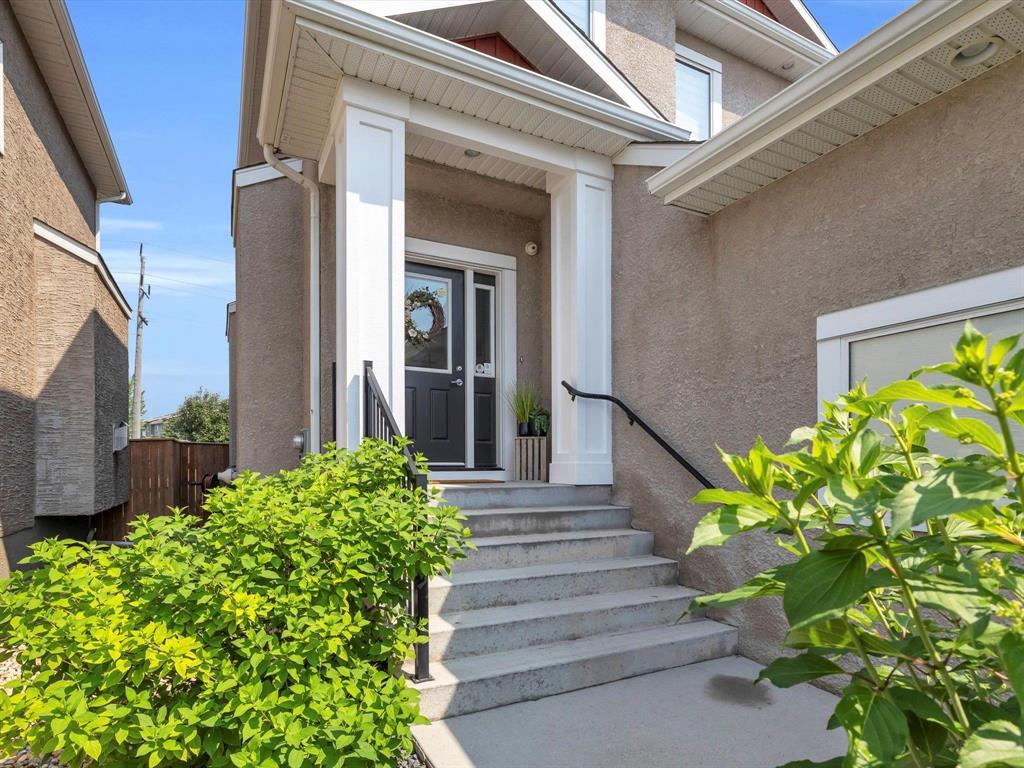 Photo 30 of 230 Philip Lee Drive, Winnipeg MB