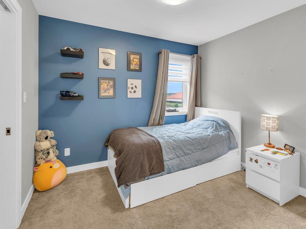 Photo 5 of 230 Philip Lee Drive, Winnipeg MB