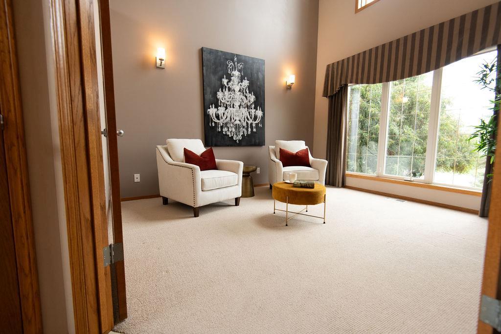 Photo 7 of 116 Yorkwood Drive, Winnipeg MB
