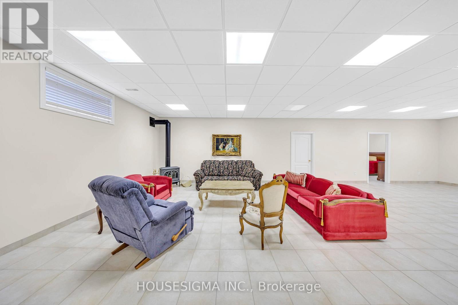 Photo 33 of 38 Pairash Avenue, Richmond Hill ON