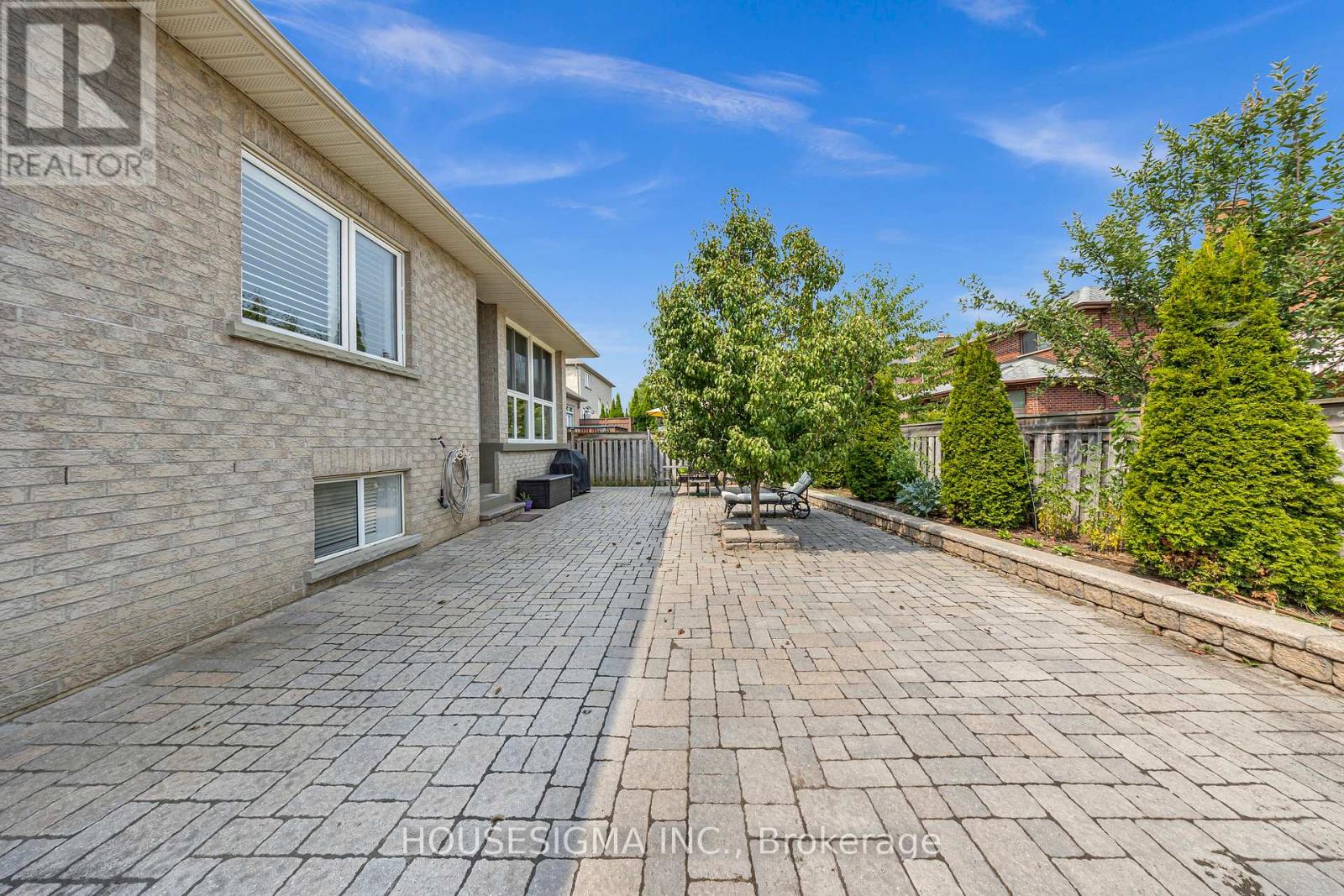 Photo 42 of 38 Pairash Avenue, Richmond Hill ON