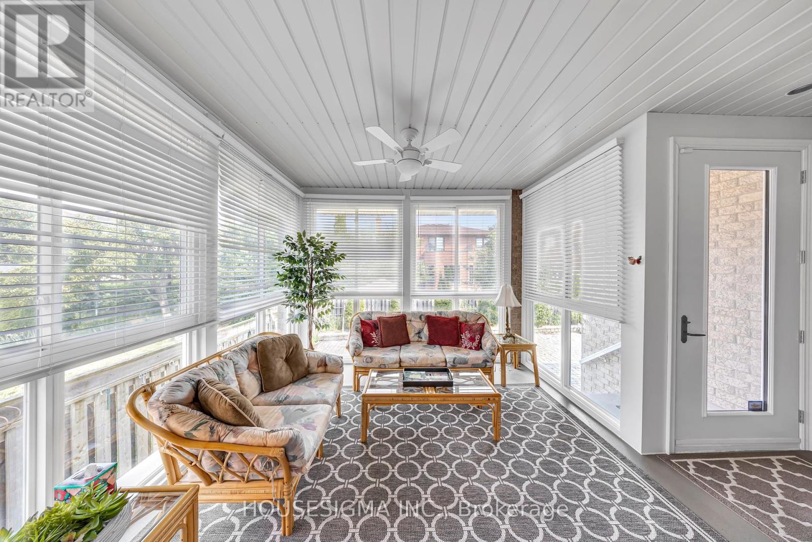 Photo 16 of 38 Pairash Avenue, Richmond Hill ON