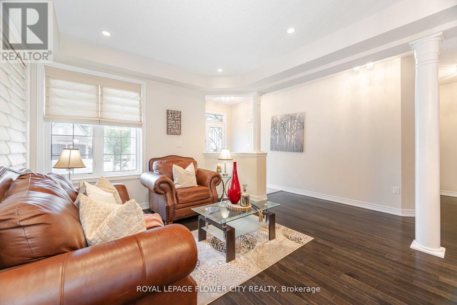 Photo 26 of 457 Dougall Avenue, Caledon ON