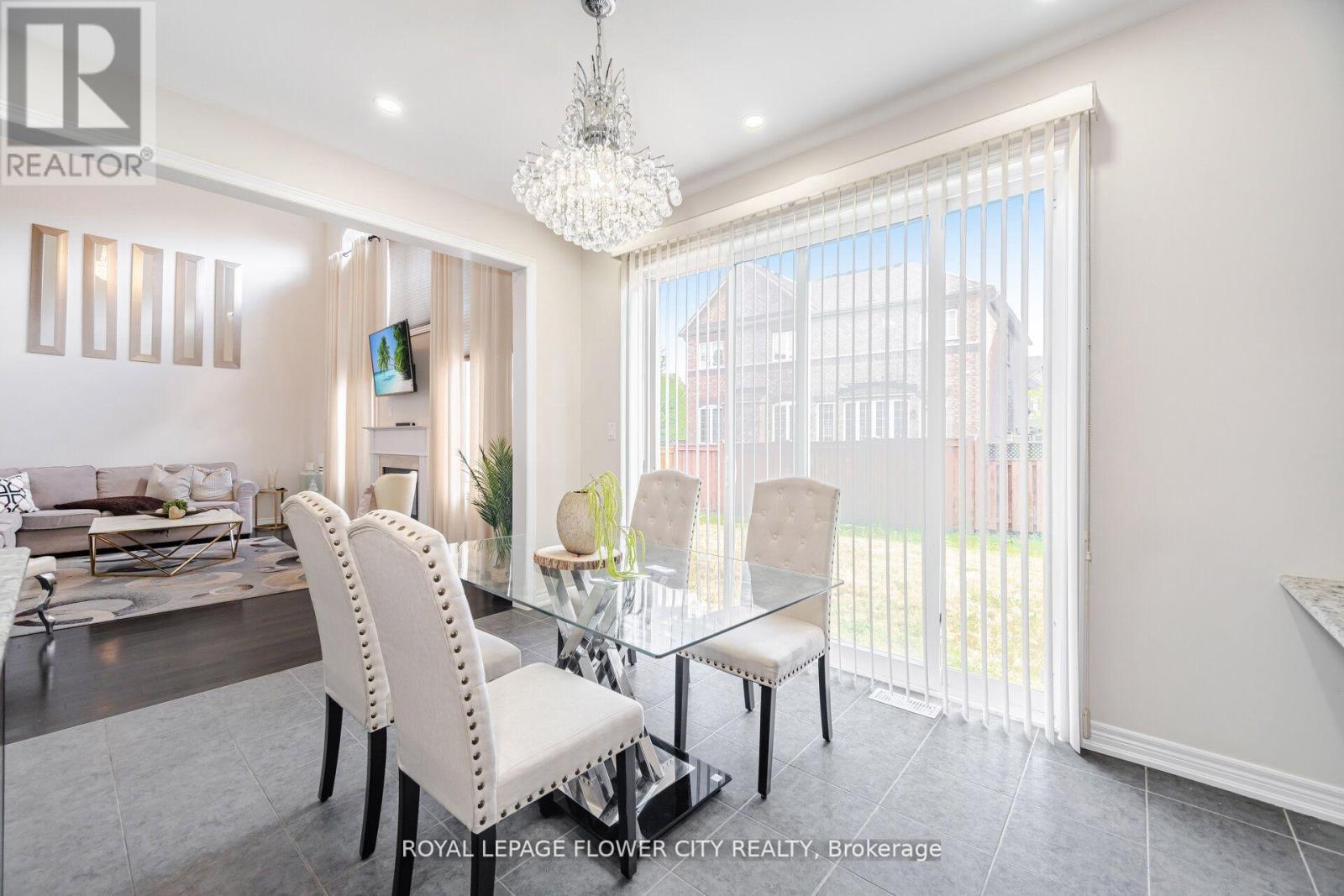 Photo 22 of 457 Dougall Avenue, Caledon ON