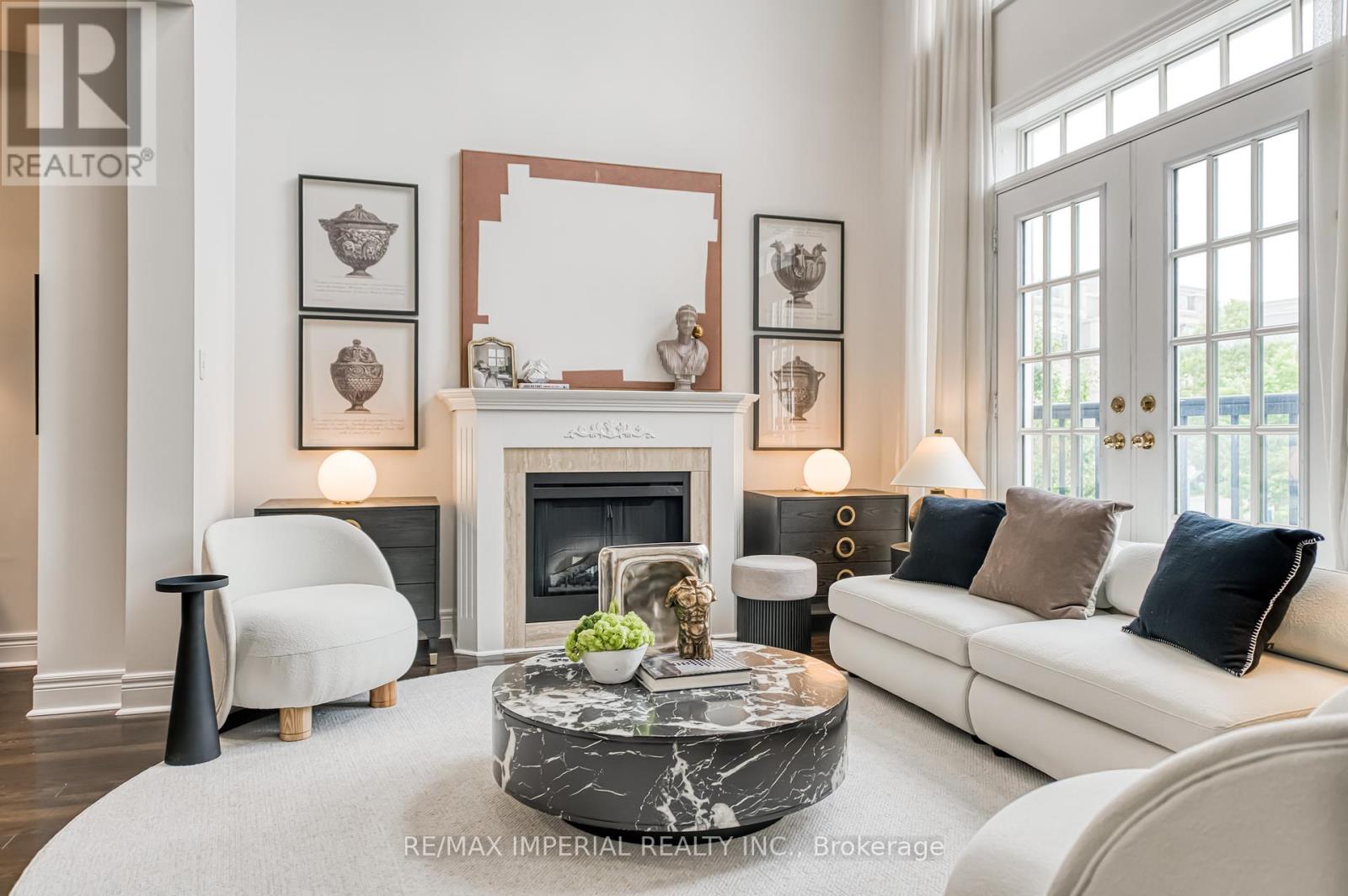Photo 33 of 21 Mackenzies Stand Avenue, Markham ON