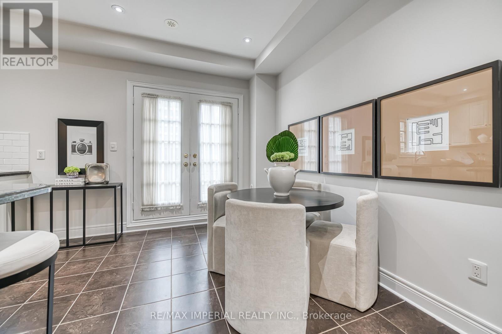 Photo 26 of 21 Mackenzies Stand Avenue, Markham ON