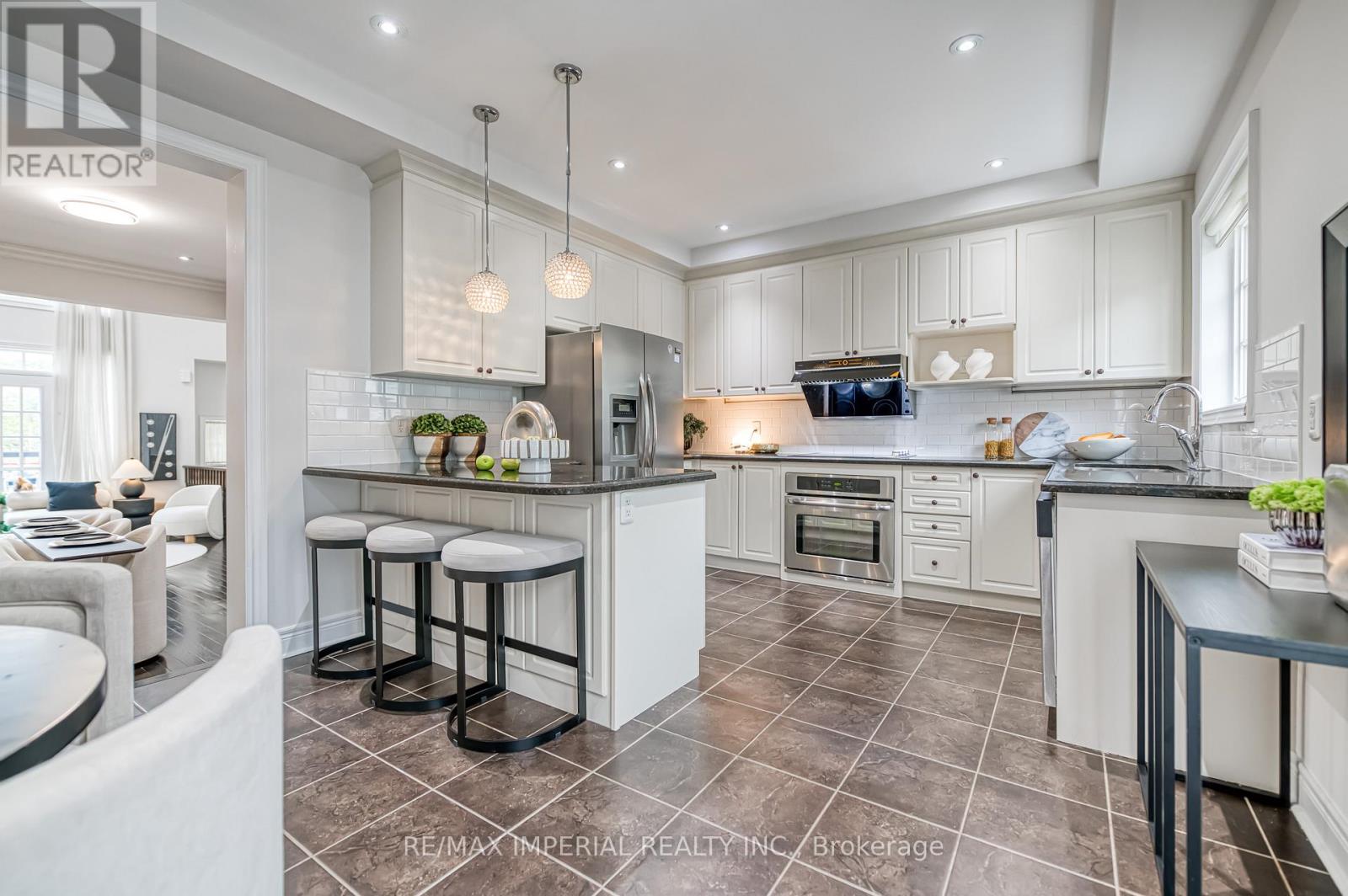 Photo 25 of 21 Mackenzies Stand Avenue, Markham ON