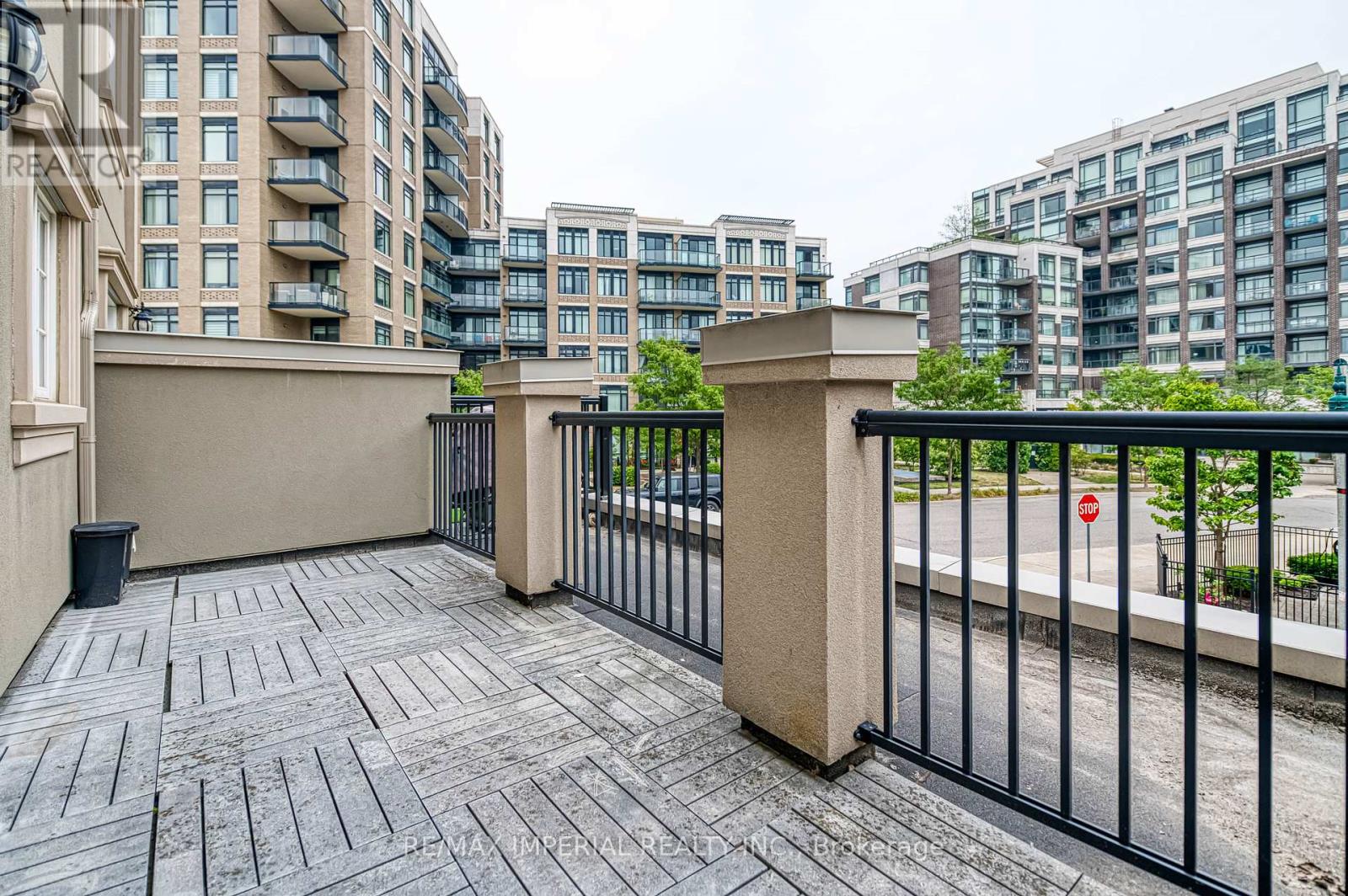 Photo 12 of 21 Mackenzies Stand Avenue, Markham ON