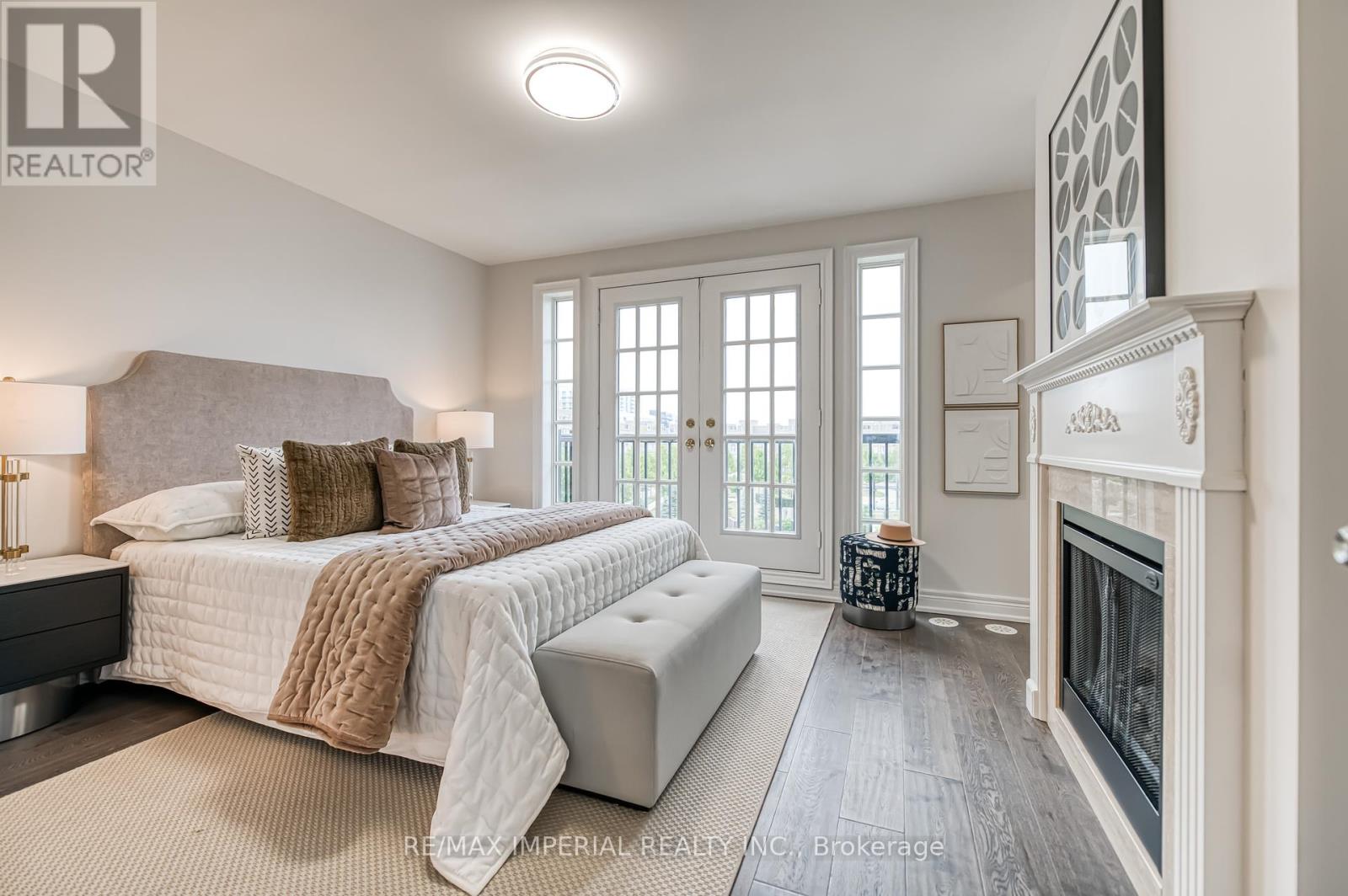 Photo 14 of 21 Mackenzies Stand Avenue, Markham ON