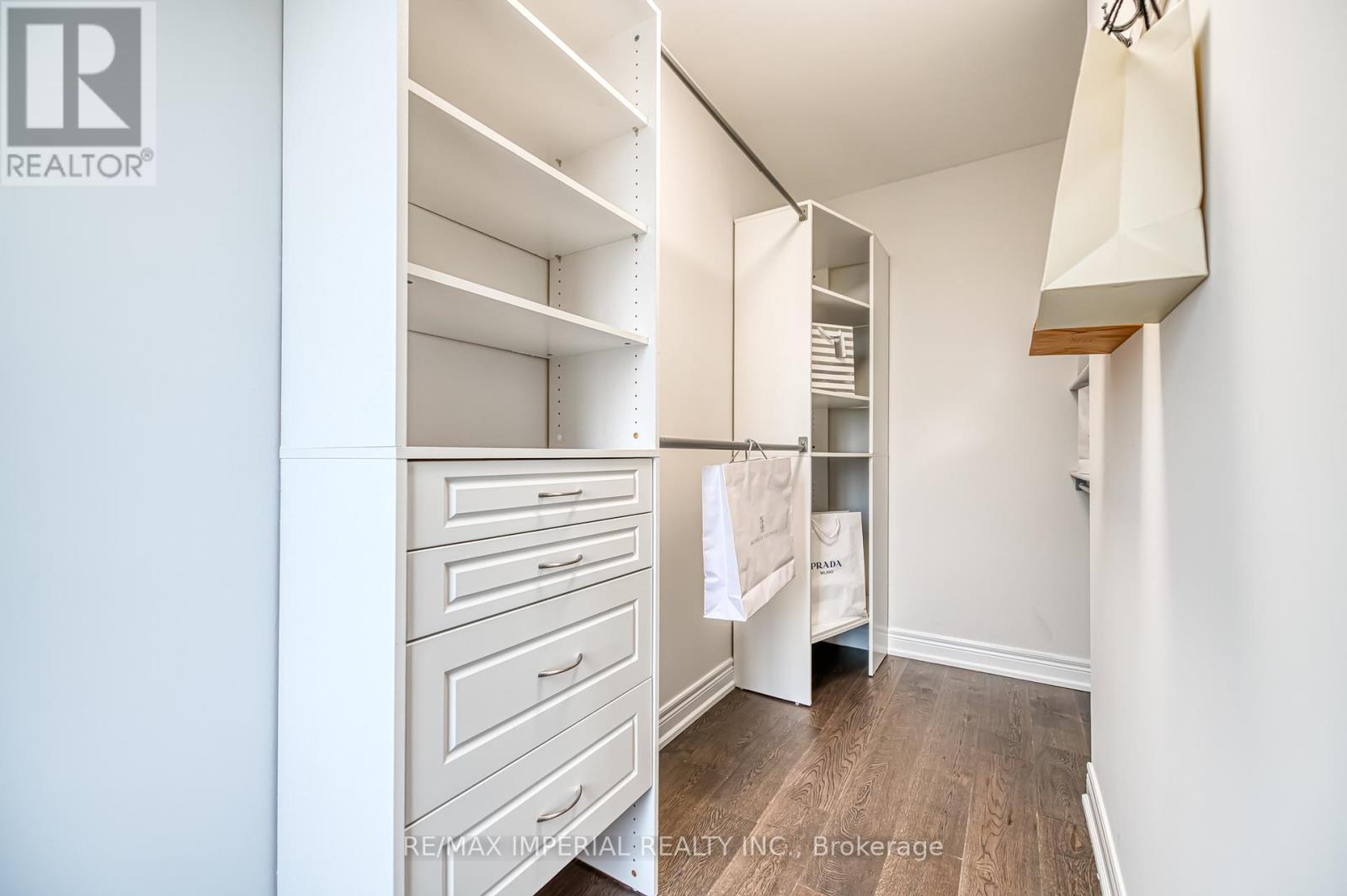 Photo 46 of 21 Mackenzies Stand Avenue, Markham ON