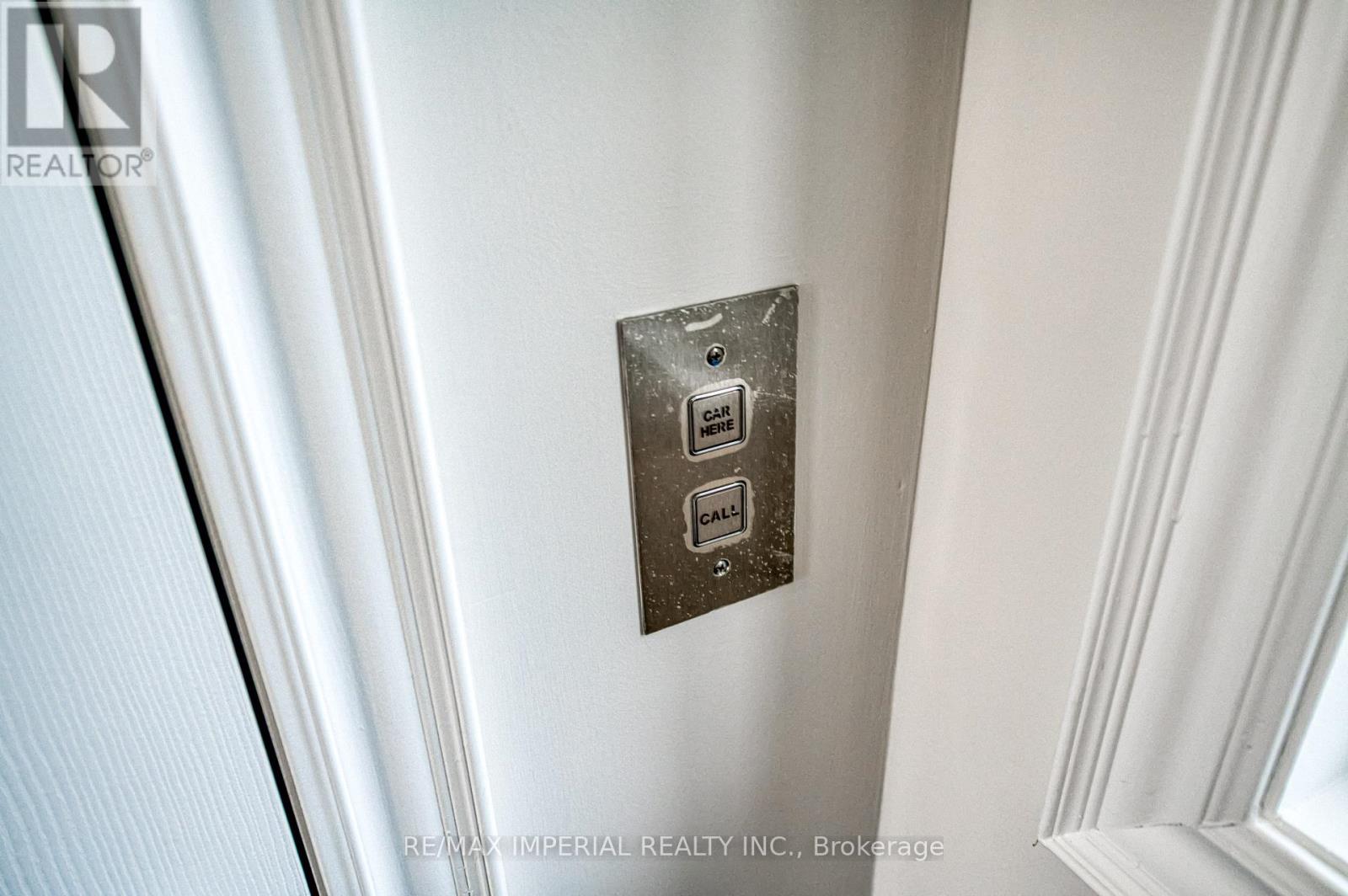 Photo 49 of 21 Mackenzies Stand Avenue, Markham ON