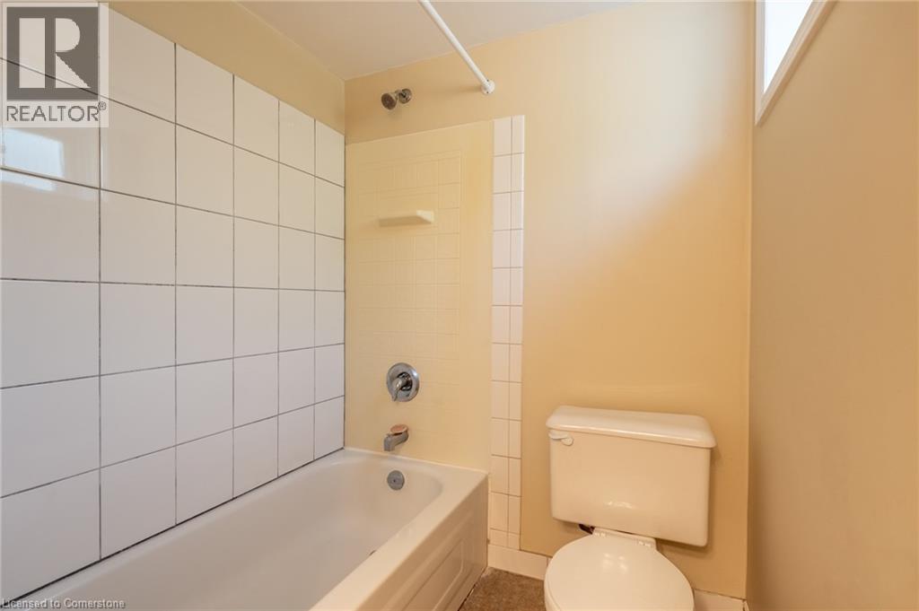 Photo 2 of 696 Peele Boulevard, Burlington ON