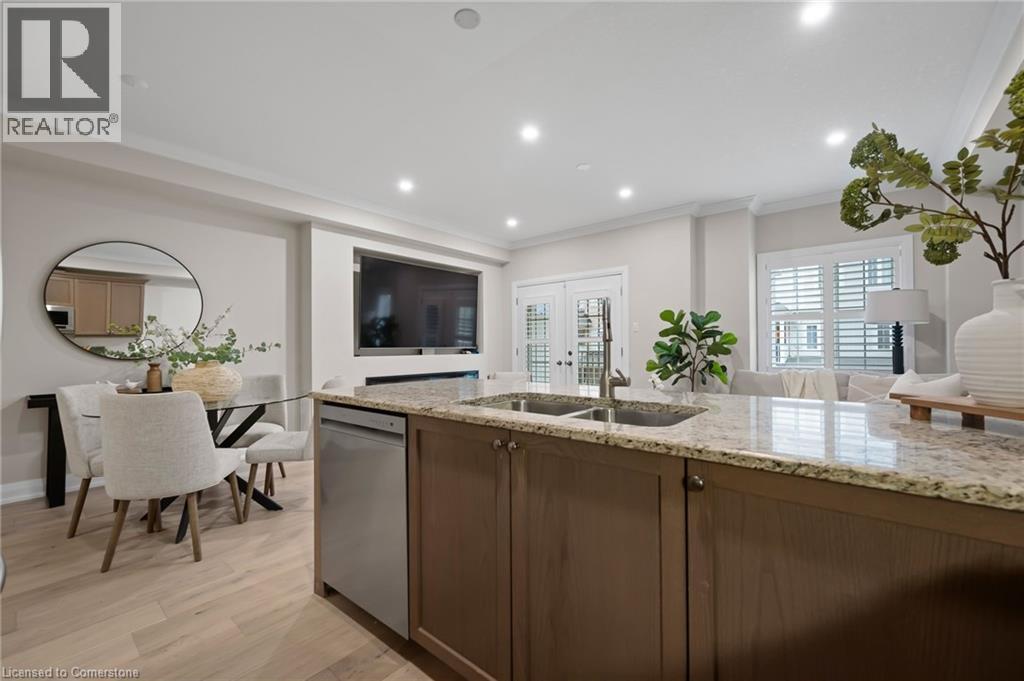 Photo 15 of 54 Nisbet Boulevard Unit 20, Waterdown ON
