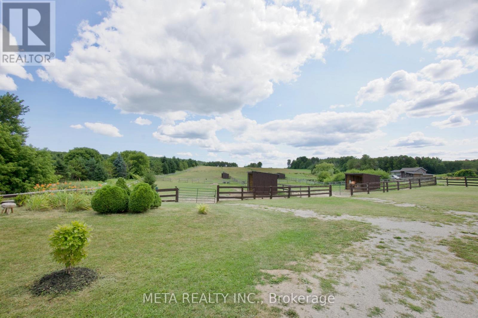 Photo 37 of 5653 Seventh Line, New Tecumseth ON