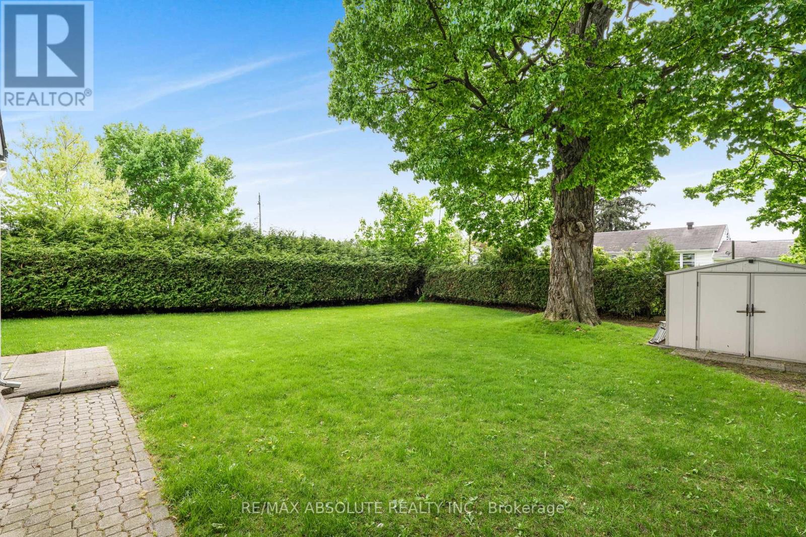 Photo 10 of 1727 Chene Street, Clarencerockland ON