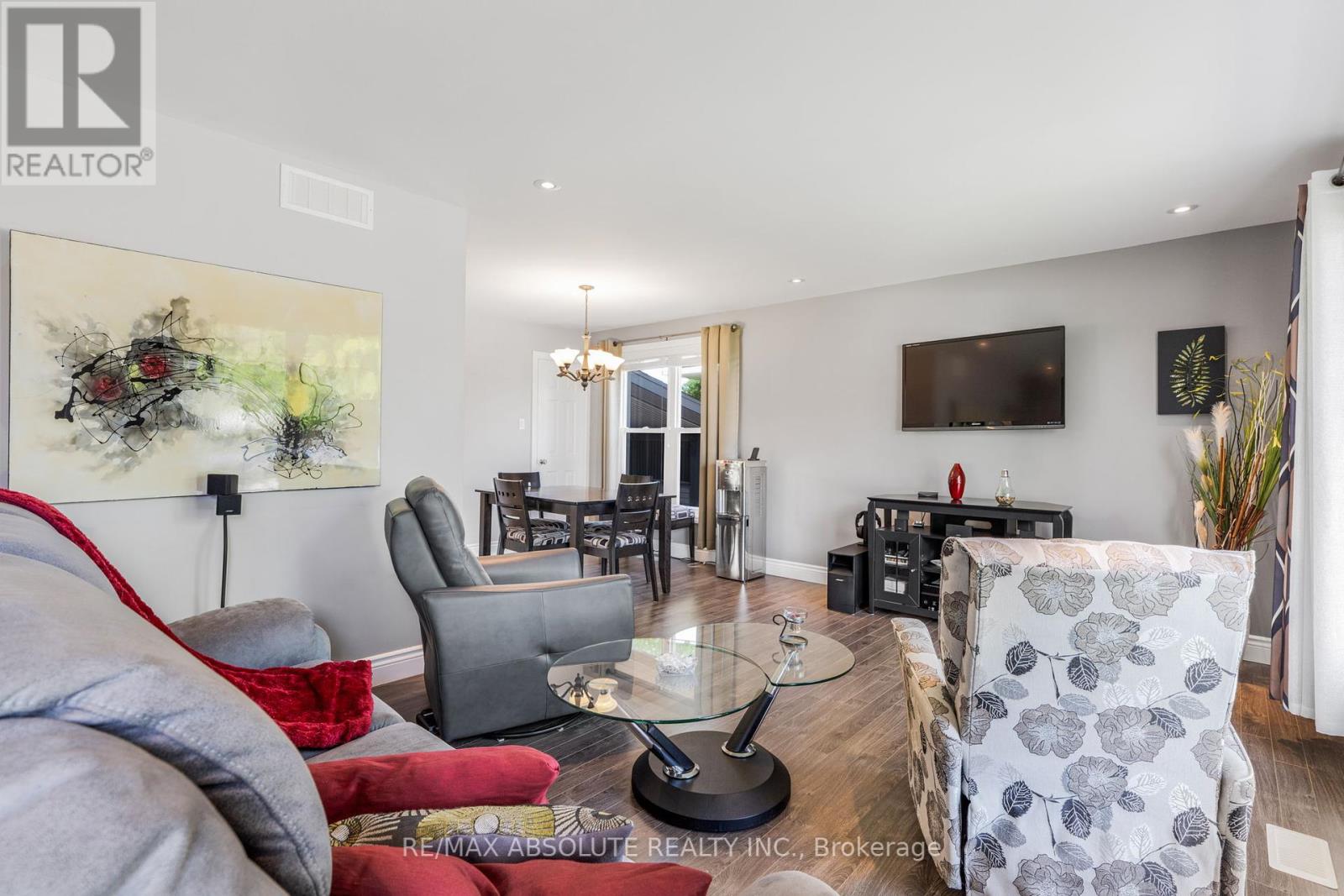 Photo 11 of 1727 Chene Street, Clarencerockland ON
