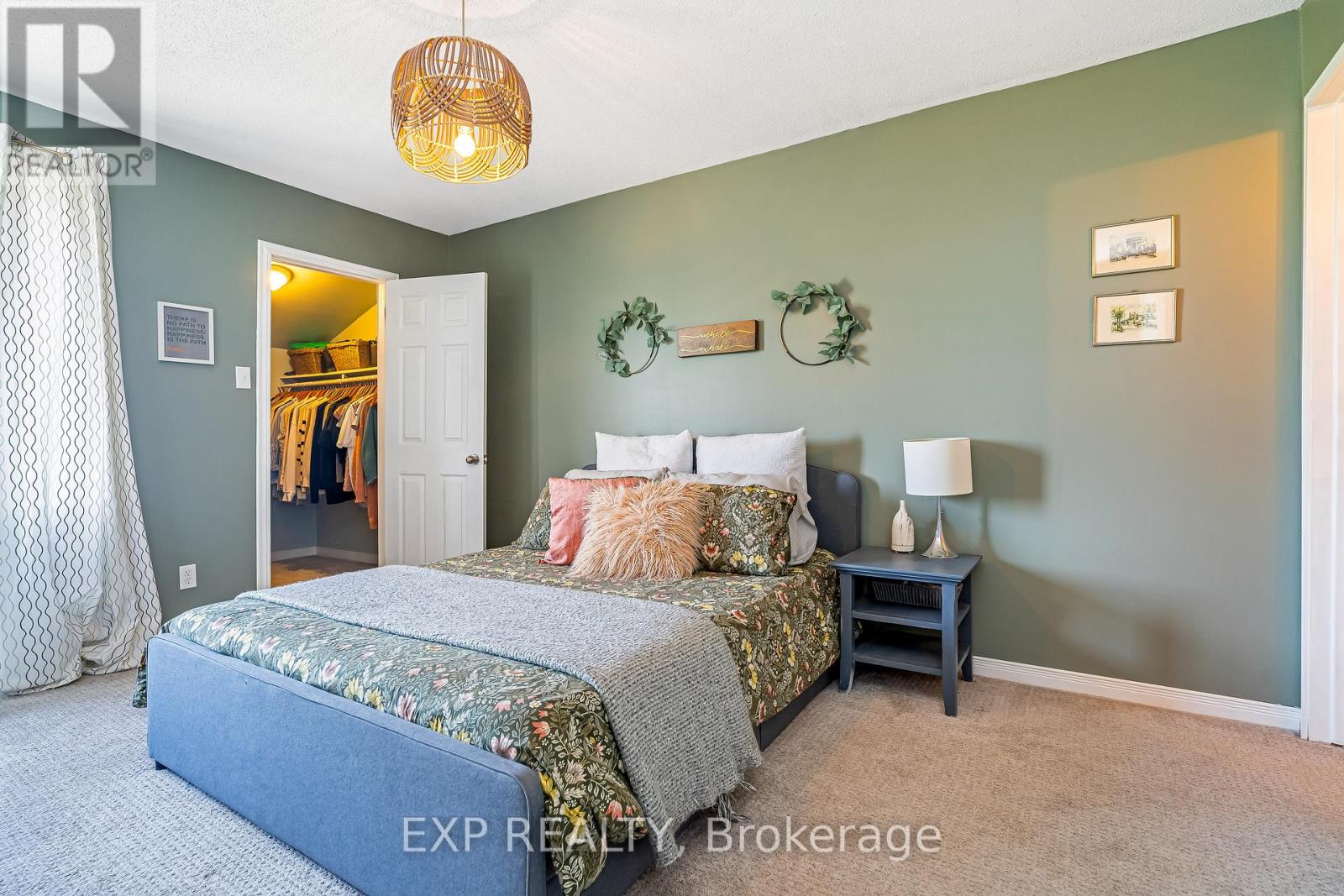 Photo 19 of 36 Bethune Way, Ottawa ON