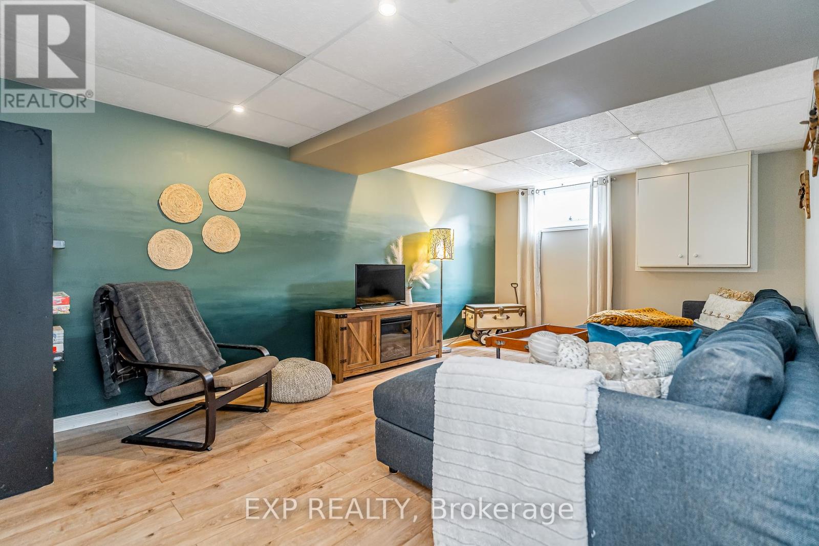 Photo 30 of 36 Bethune Way, Ottawa ON