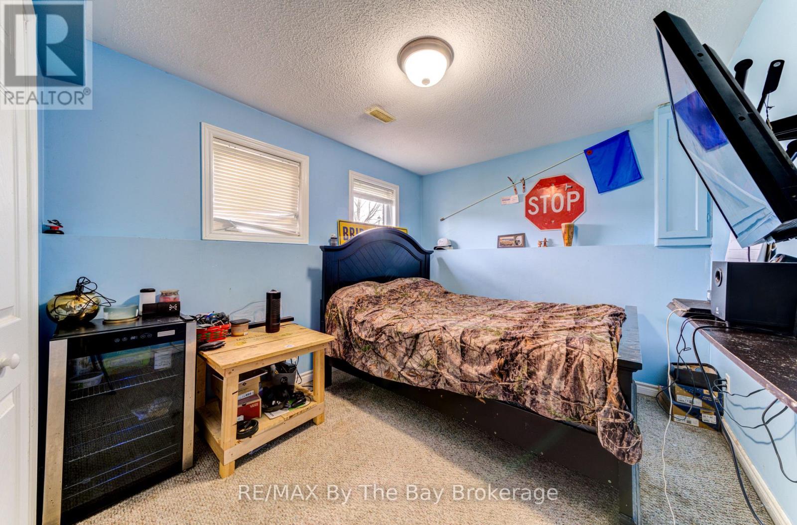 Photo 20 of 36 A Meadowlark Boulevard, Wasaga Beach ON