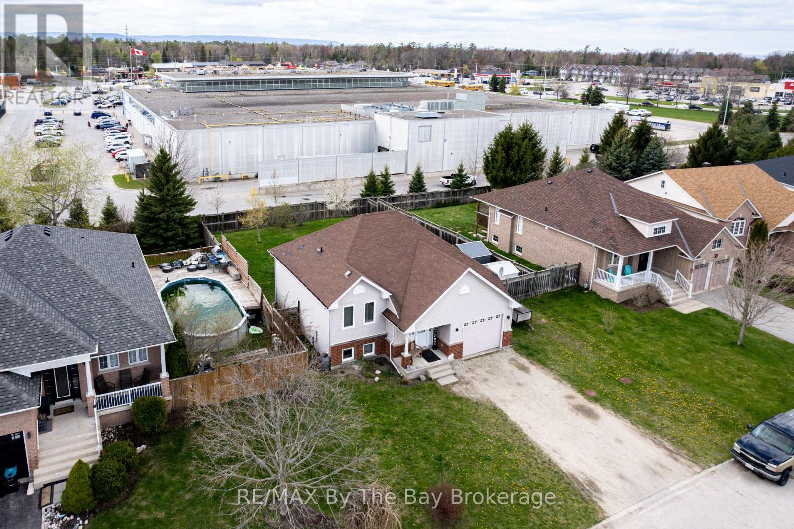 Photo 16 of 36 A Meadowlark Boulevard, Wasaga Beach ON