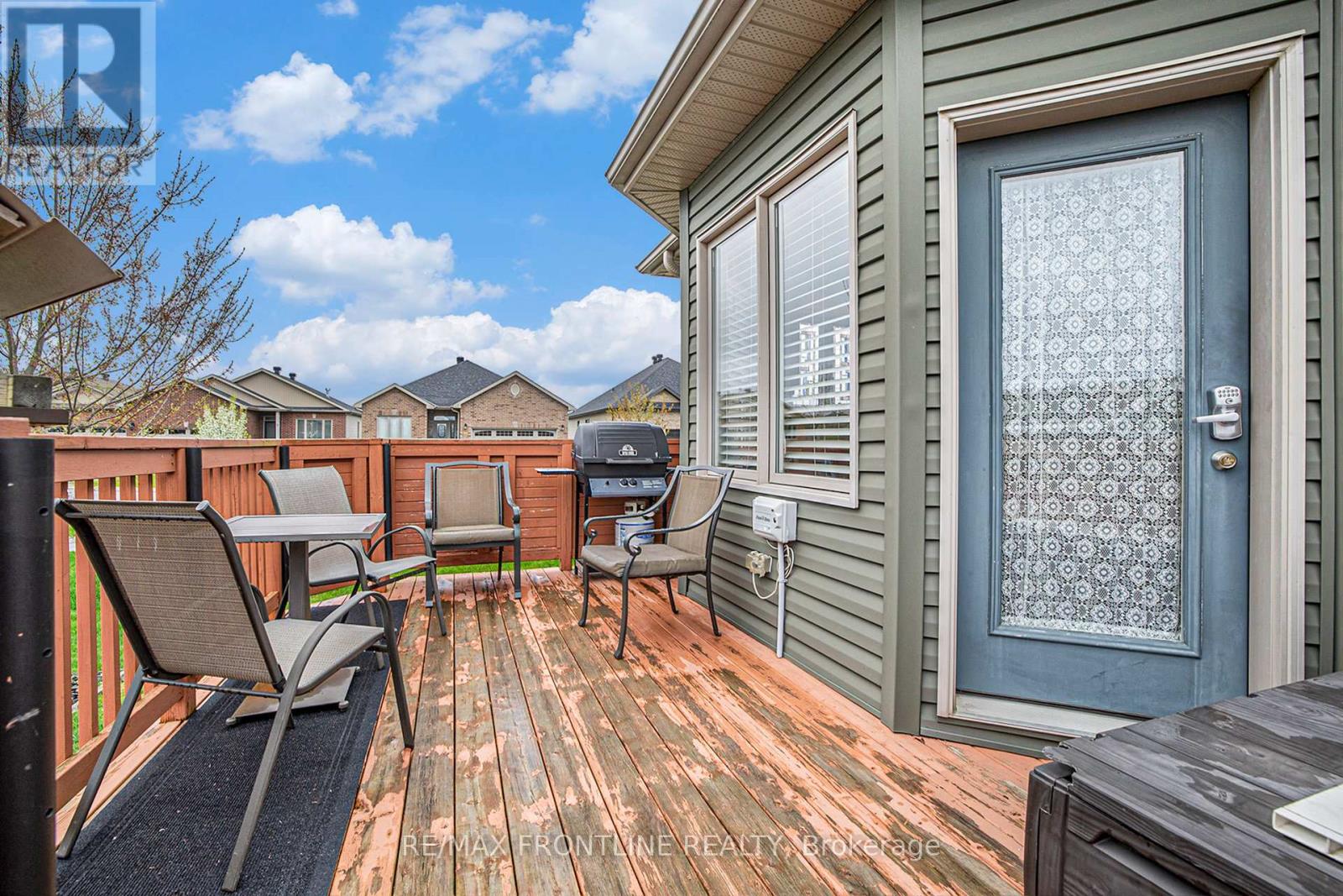Photo 12 of 50 Perthmore Street, Perth ON