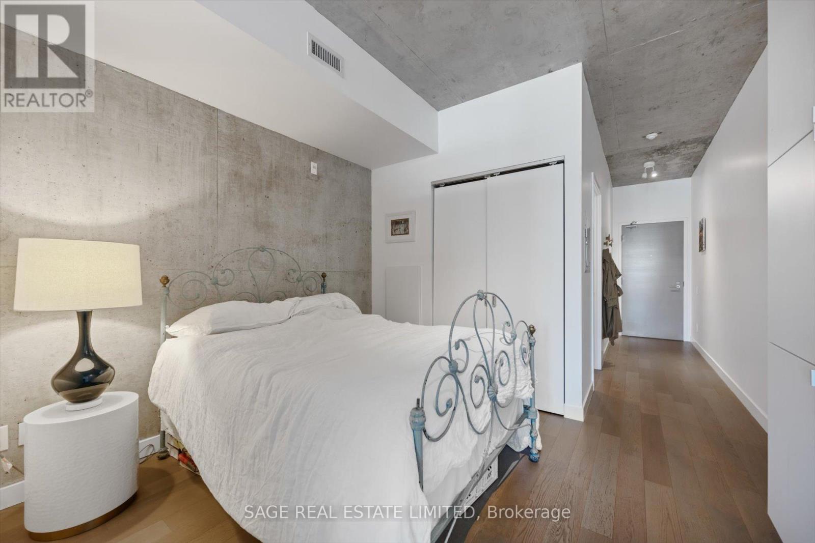 Photo 23 of 302 25 Stafford Street, Toronto ON