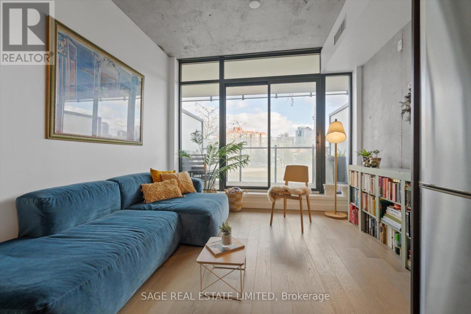 Photo 6 of 302 25 Stafford Street, Toronto ON