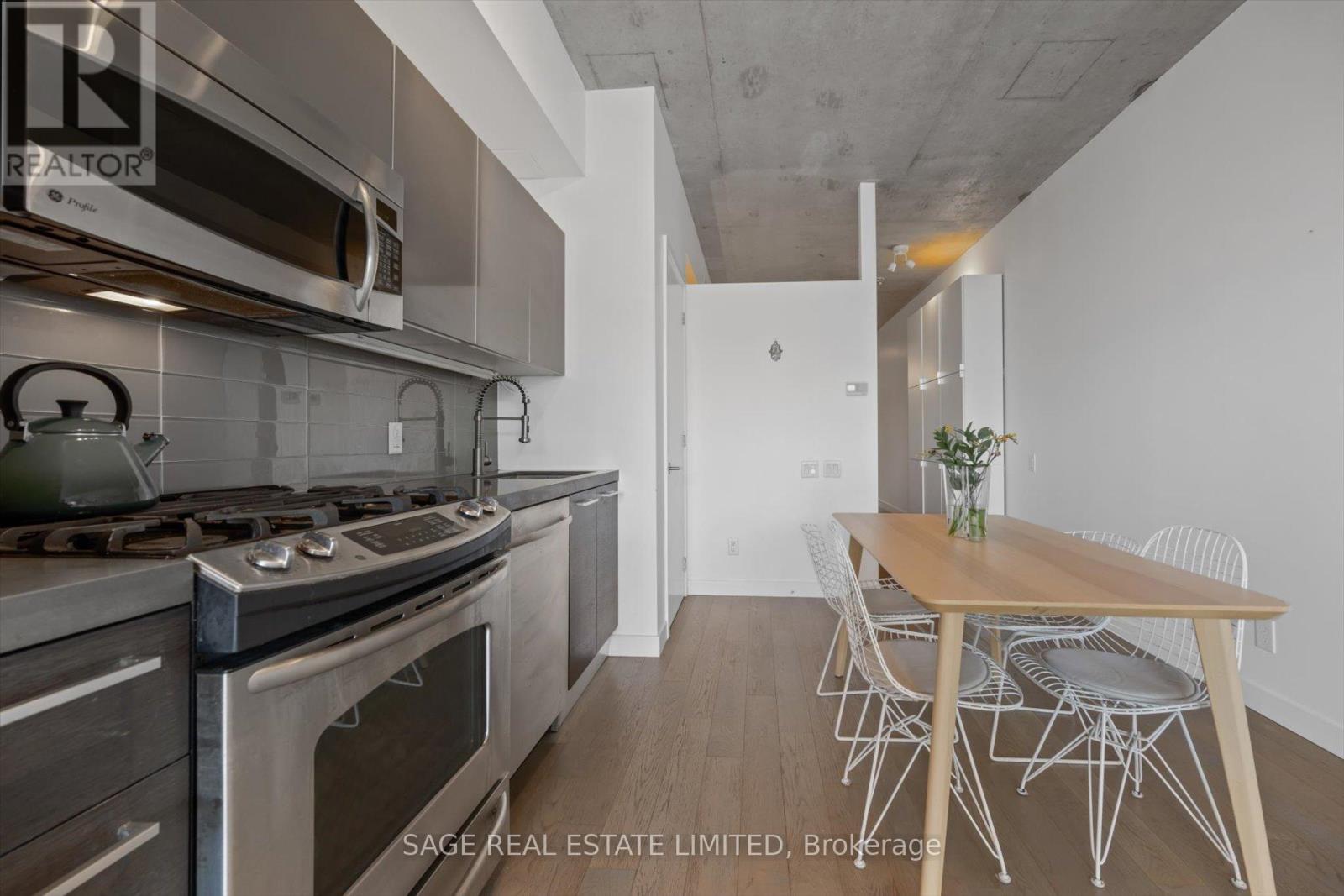 Photo 22 of 302 25 Stafford Street, Toronto ON
