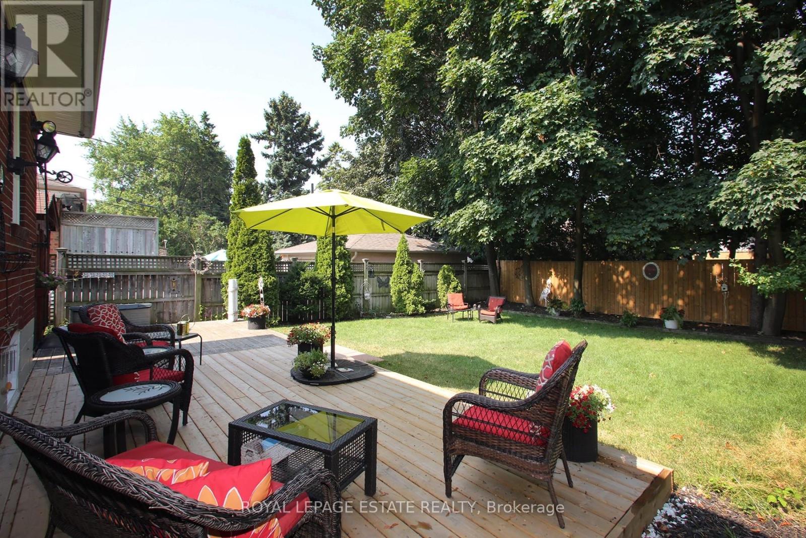 Photo 19 of 74 Ferncroft Drive, Toronto ON
