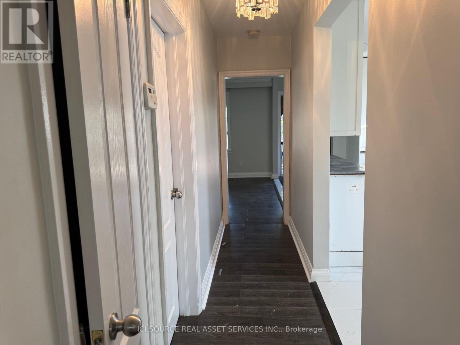 Photo 5 of 90 Flamborough Drive, Toronto ON