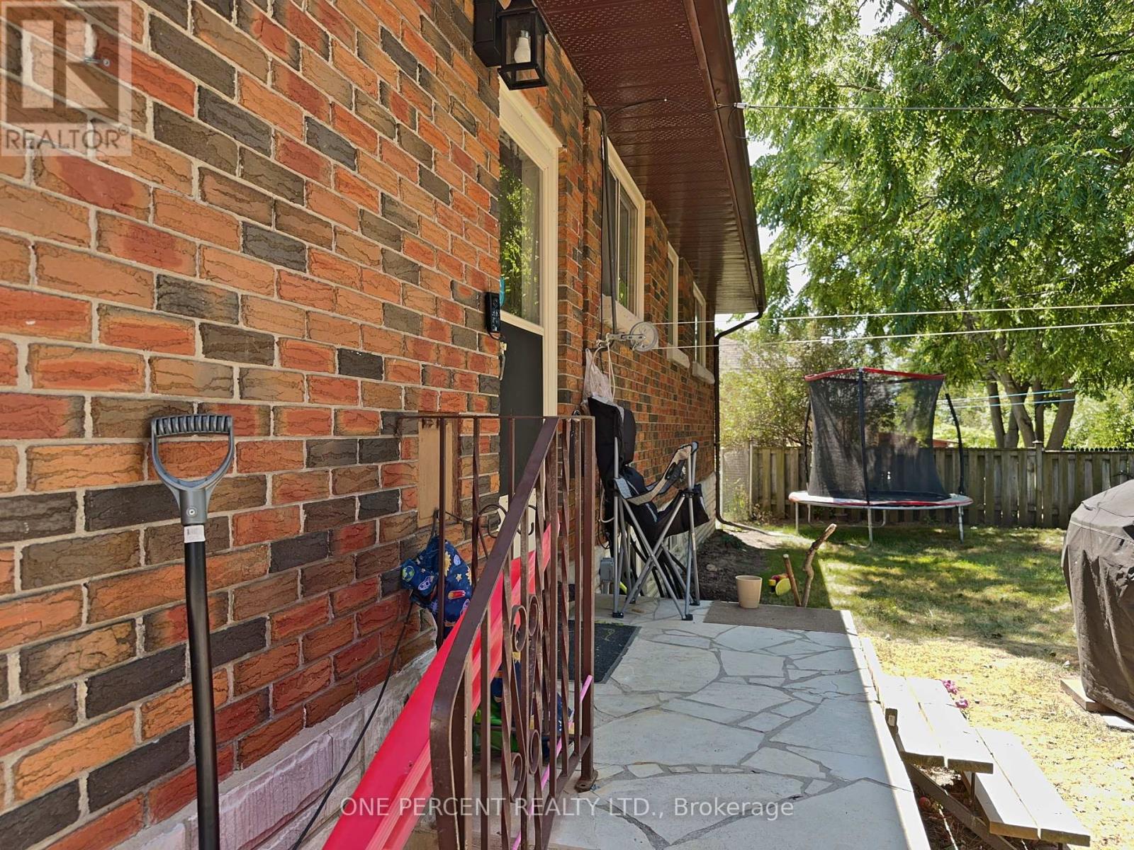 Photo 22 of 36 Third Avenue, Quinte West ON