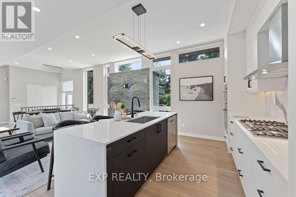 Photo 18 of 261 Dovercourt Avenue, Ottawa ON