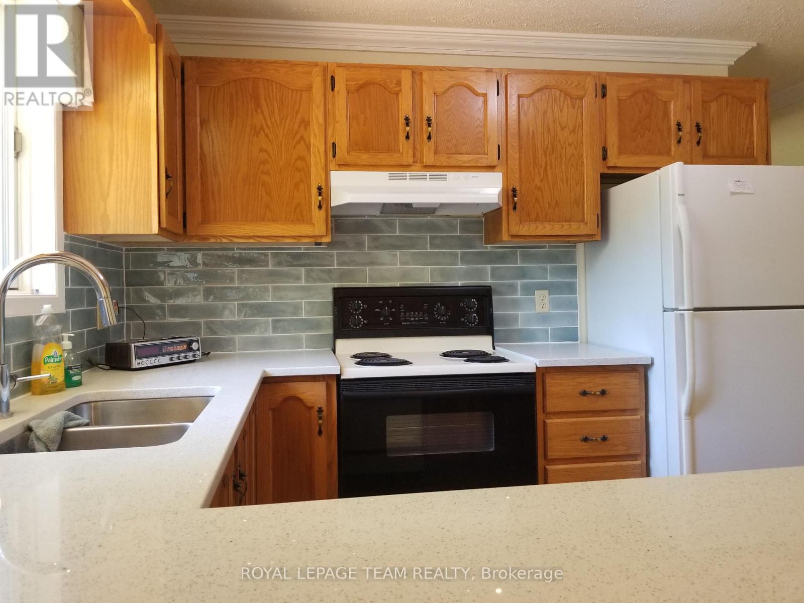 Photo 7 of 7595 Snake Island Road, Ottawa ON