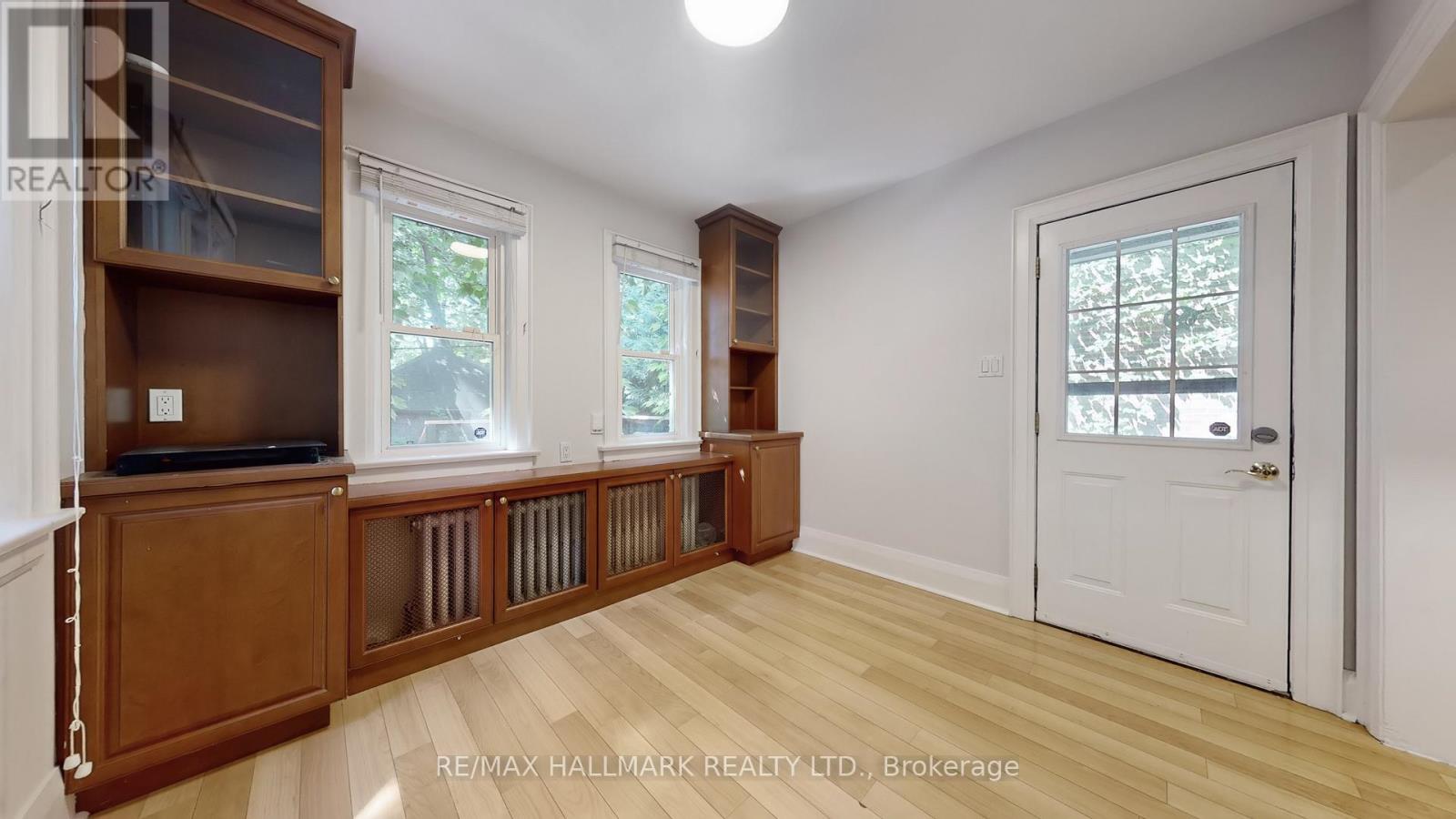 Photo 40 of 139 Hillhurst Boulevard, Toronto ON